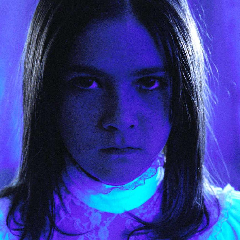 ❝Ello, I'm Esther Coleman.❝An Nine year old Orphan, Cute but deadly who has an Russian Accent.