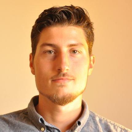 I design meaningful experiences and build cool tools to empower people and make their life easier. UX designer, aspiring entrepreneur