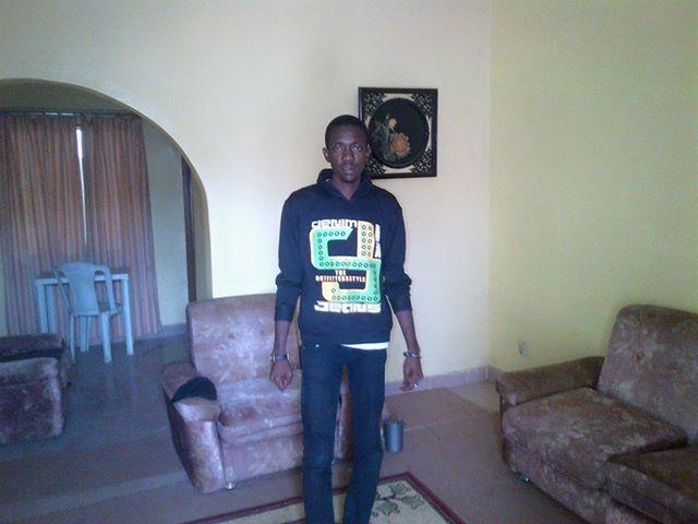 deen_ngw86's profile picture. Simple and easy type.