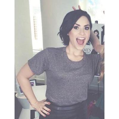 this is a free follow but pls go follow @colleenft5h (main account)