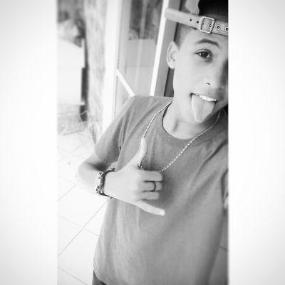 Snap: lucascostta.18
Insta: lucascosta.18