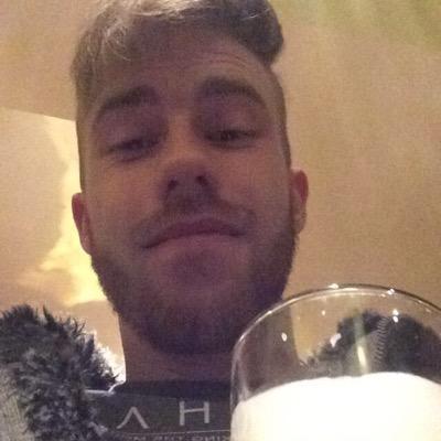 benthomas858's profile picture. I like beer.............. Its nice.