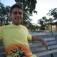 Do meu mundo cuido eu, quanto ao seu.... a escolha quem faz é você, que tal ser feliz.