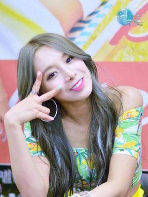 Another anime || Jung Yuji from BESTIe real one @bestie_uji ||
Main vocal, Sexy bestie || 910201|| #OT∆KU