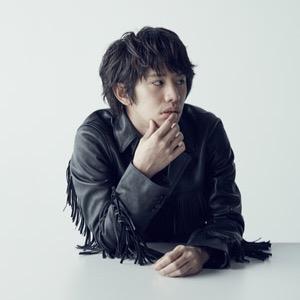نحن هنآ لدعم آلفرقة آليبآنيه آلتي وجدت وسيلة لسكن قلوب آلنآس (One Ok Rock) / تآكآ + تورو + تومويآ + ريوتآ