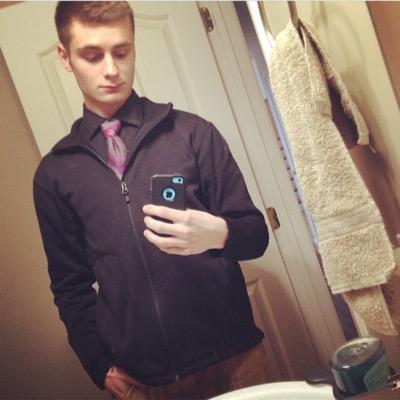 New Account! 17 years old. Single. From Santa Rosa, CA and now a Senior at NOHS