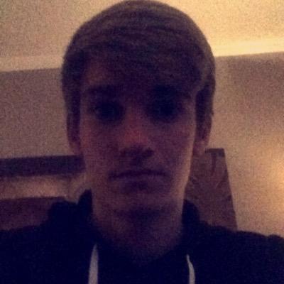 lake_garrett025's profile picture. Live like you're dying.