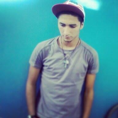 ♓ pisciano ♓ Carpe ✞ Diem
✯ Puerto Rico ✯     ✞✞
el unico centro   ✞✞
del universo            ✞✞
es la mente             ✞✞