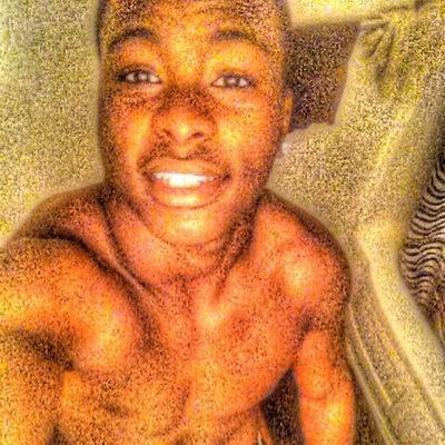 kik kingshit_travis I'ma kid in the inside man on the out I love relationships and love to be a good person