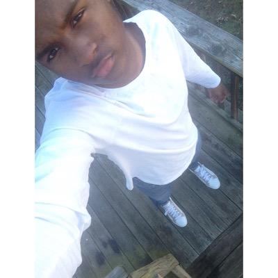 IG: teeleee_