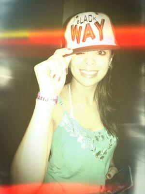 Pra romance é Off e pra balada é disponível #HojeEuTôTerrível 8'). #CristianoAraújo ❤