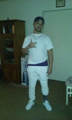 tryna get rich #follow me on sc tho @ikemontana 1!!!!