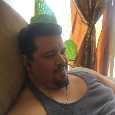 Hondureño .en la lucha por ver una mejor nación de todos y para todos.
fuera corrupción, fuera vendidos.Dios conoce mi propósito.