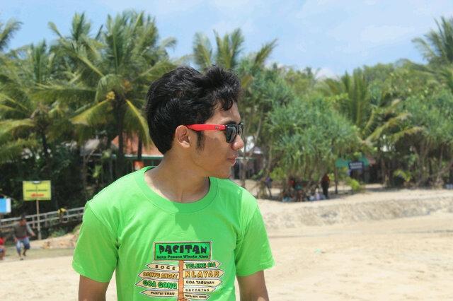 follow me and i follback you, just mention guys. :D