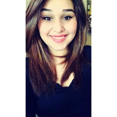 Follow my New Twitter @Angiee_victoria