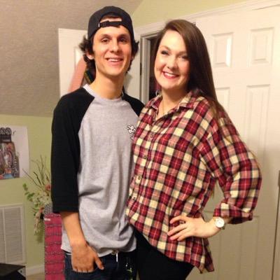 KATIEayers_'s profile picture. instagram @_katieayers