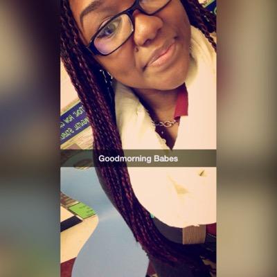 My Name is Nia Garrett
I am a future actress in traning, acting is my passion. Im working for my big break, I can feel it.
follow me on insta @blacc.hippie