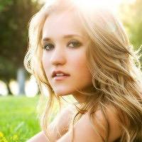 hi. hey. hello. i love bridgit mendler and emily osment. if you don't know who they are then you suck. || i'm bridgit's homie.