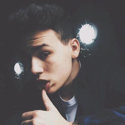 ✧ ✦ paint my bedroom with stars ✦ ✧ OMAHA AF