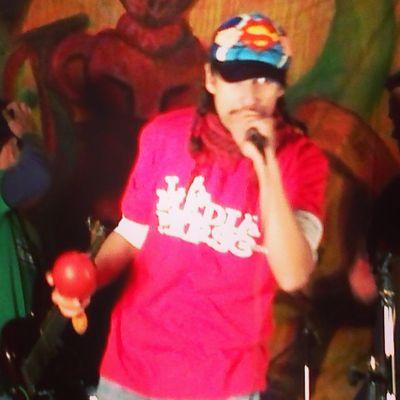 artista integral, actor y vocalista de banda la Media Perso, cumbia fusion, hago eventos,cumpleaños, despedidas de solteras y mucho mas...