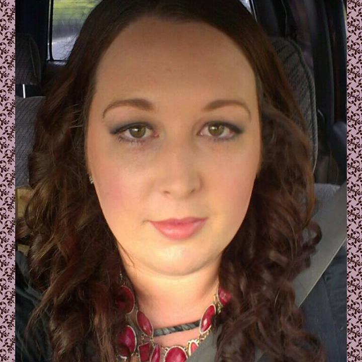 ShonnyLavinia's profile picture. 💜 Shonny
👑 Mum 👦👼👶
💻 Freelance writer
🎓 BMA Honours, Journalism & PR Communications graduate