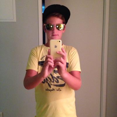 NiklasStejskal's profile picture. hey leute folgt mir und ich folge zurück . IHR SEIT HAMMER DANKE