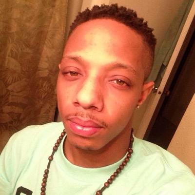 25 ♌️ 803 born and raised follow me new too twitter