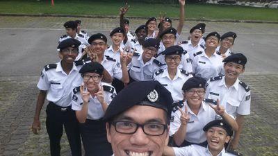 Evaneyf's profile picture. Tall Poppy. I do not work in a local university. If my tweets fit, retweet it.