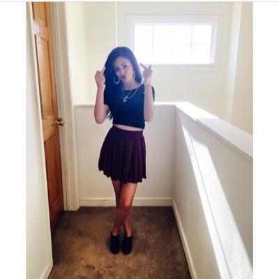 __jaybae_'s profile picture. single / class of 2015 / Baltimore / 17