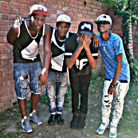 m' ah rapper,sOng write n' m' jz ah G 4rm maNdini_stundee