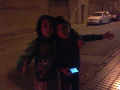 jugar al futbol