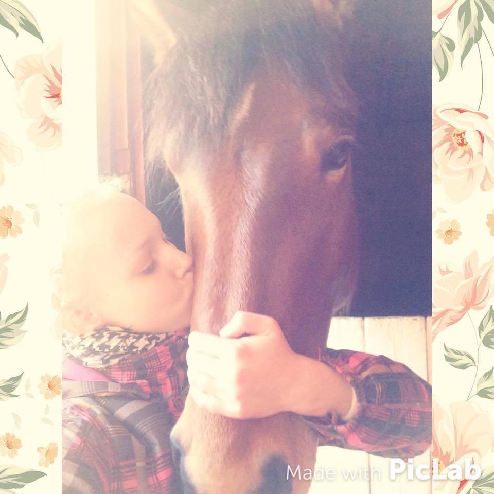 becca_vip's profile picture. 