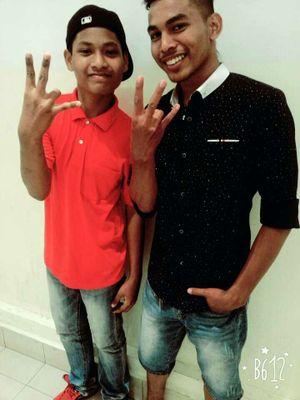 debut :*