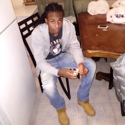 Rollup_noholdup's profile picture. BITCH DONT EVEN KNOW SHE THAN MET THE DAMN PLUGG‼️ KEEP SHIT 100 Nothing that I Do is NORMAL! 1⃣⛽️