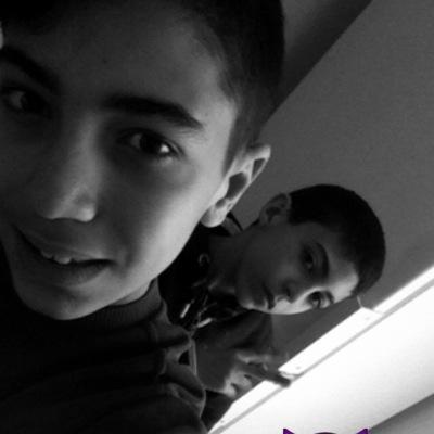ABONNE TOI JE RABBONE
SNAPCHAT:YOUSSEKAME212 AJOUTER
FAIT MOI PLEIN DE DEDICASE