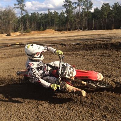 CrisMontaleza55's profile picture. Piloto de MX......