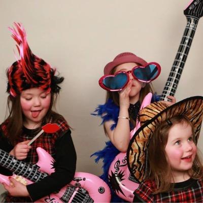 Amateur photographer looking to gain experience so offering great prices!! Portraits, photobooth, pet shoots......please call Sarah on 07758 926086 for details.