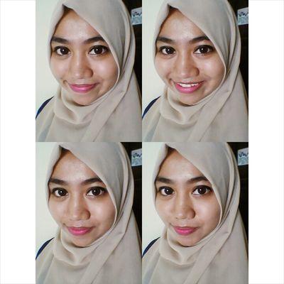 afarahzf's profile picture. Mau di mantu aja. Capek kuliah.