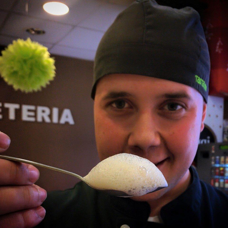 Cocinero joven y Chef de Tasta'mm.