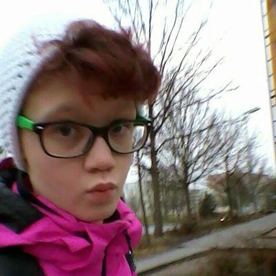 DerrerLisa's profile picture. bin 12 und liebe schwarz