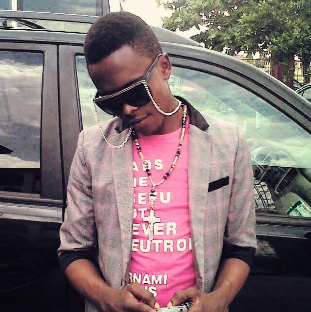 Its me,nd me alone,1st son from d family of 2,song writer artist,guitarist,hair stylist,live band singer/owener,08068165638,spize on the M.I.C everytin is H.I.T