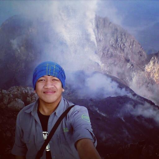 @universitas diponegoro semarang |@oseanografi'2011 |@taekwondo |@seaweed crew | @anggotamudaGCC |@traveler :D