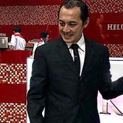 Hell's Kitchen Indonesia Meitre 'D | Restaurateur | Correlate