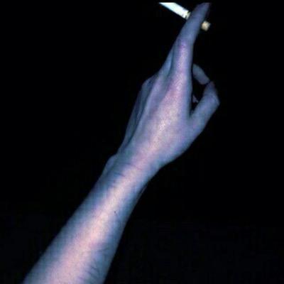 انت تتابعني ؟ اذا انت جميل.