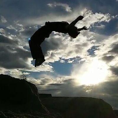 932893d5f41d4b4's profile picture. 