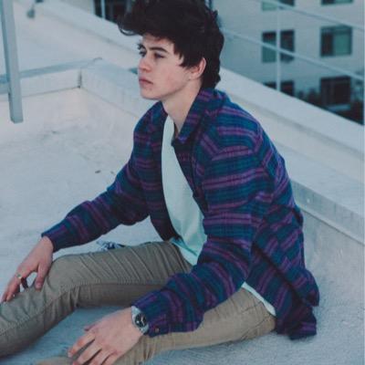 Hey My names Joanna ..I'm Nash Girl♥ ..ONLY!.. Nash Grier LoveYOU♥.. #NashGIRLSloveYOU ▲Please Follow Me▲ #FollowBack! °Thank You°♥