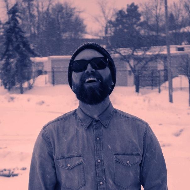 tweetteeg's profile picture. 