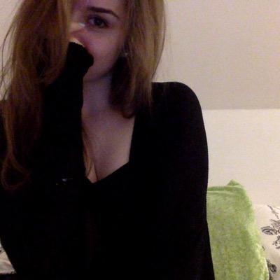 Meloxxx's profile picture. I may not have gone where I intended to go but I have ended up where I needed to be -Douglas Adams