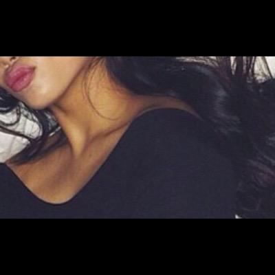 Laury_bbl's profile picture. 