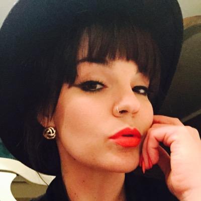 CharityJCheeks's profile picture. Teacher • Stylist • Singer • Lover of flowers, clouds and 80s rock • Positive Vibes only •